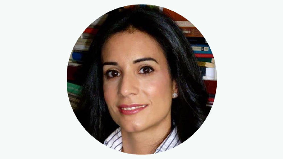 Elena Castro profile picture, grey background